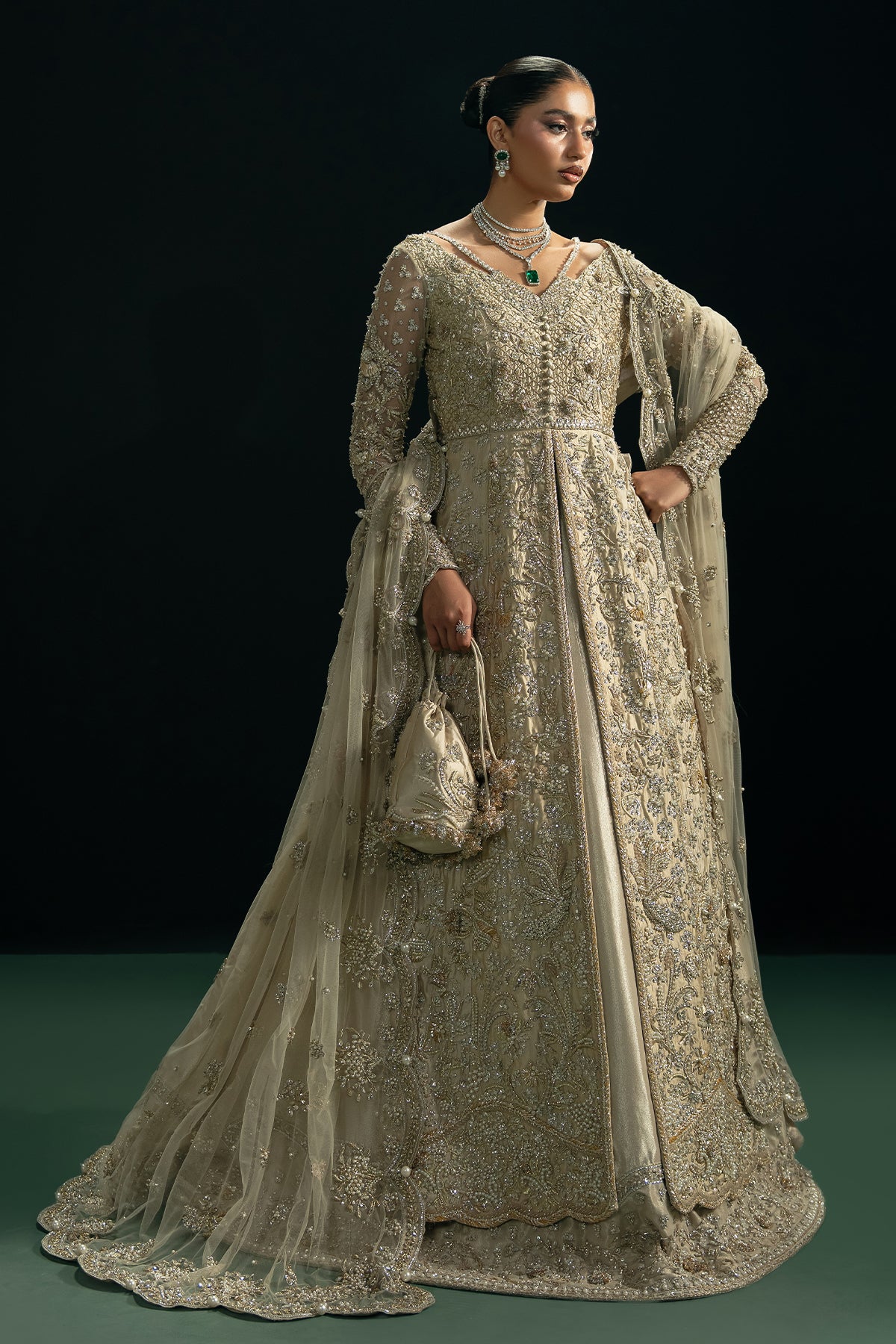 Sawera Raja Salahuddin sawera-raja-salahuddin