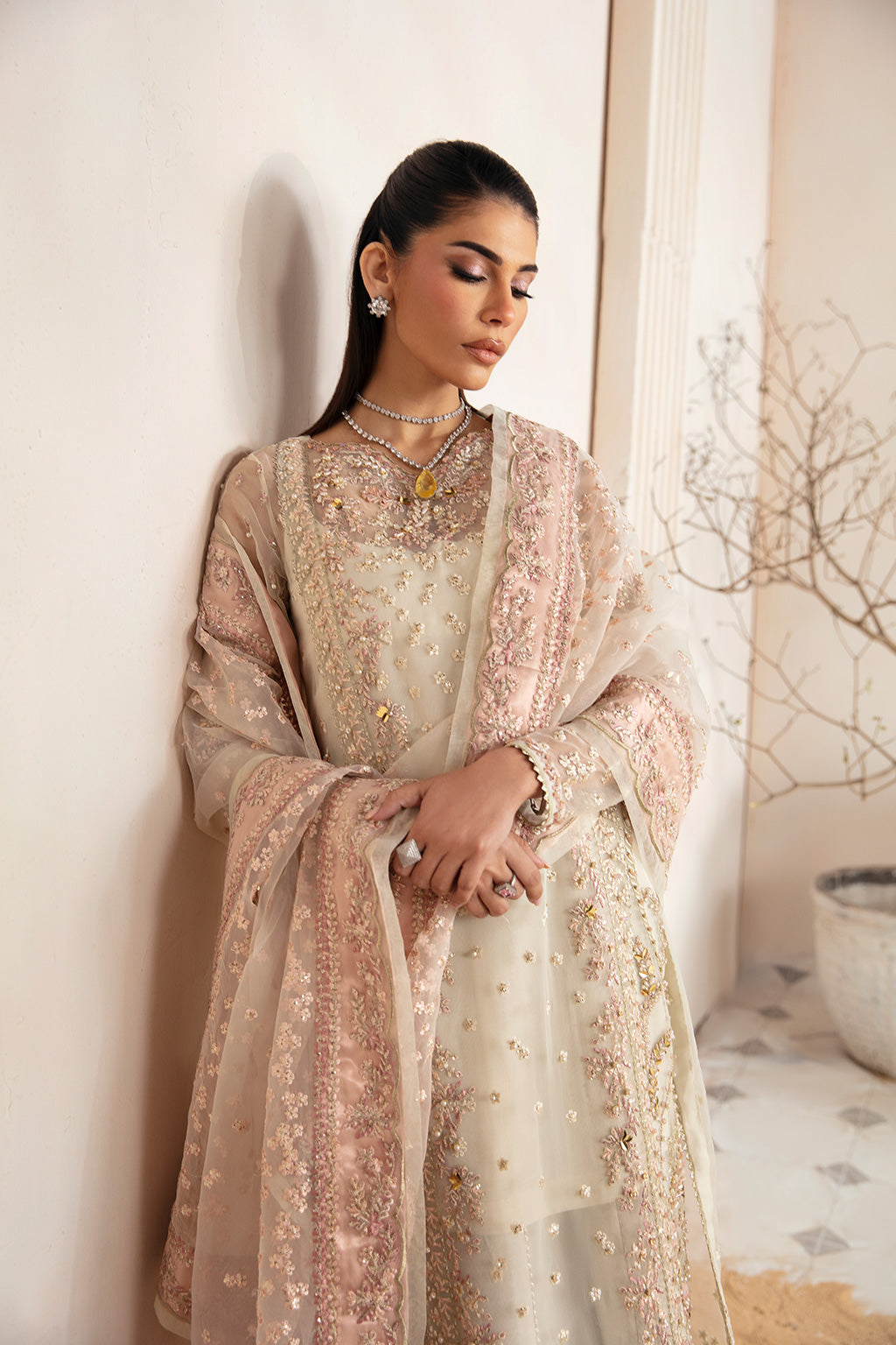 Raja Salahuddin | Love in Bloom | Starlight